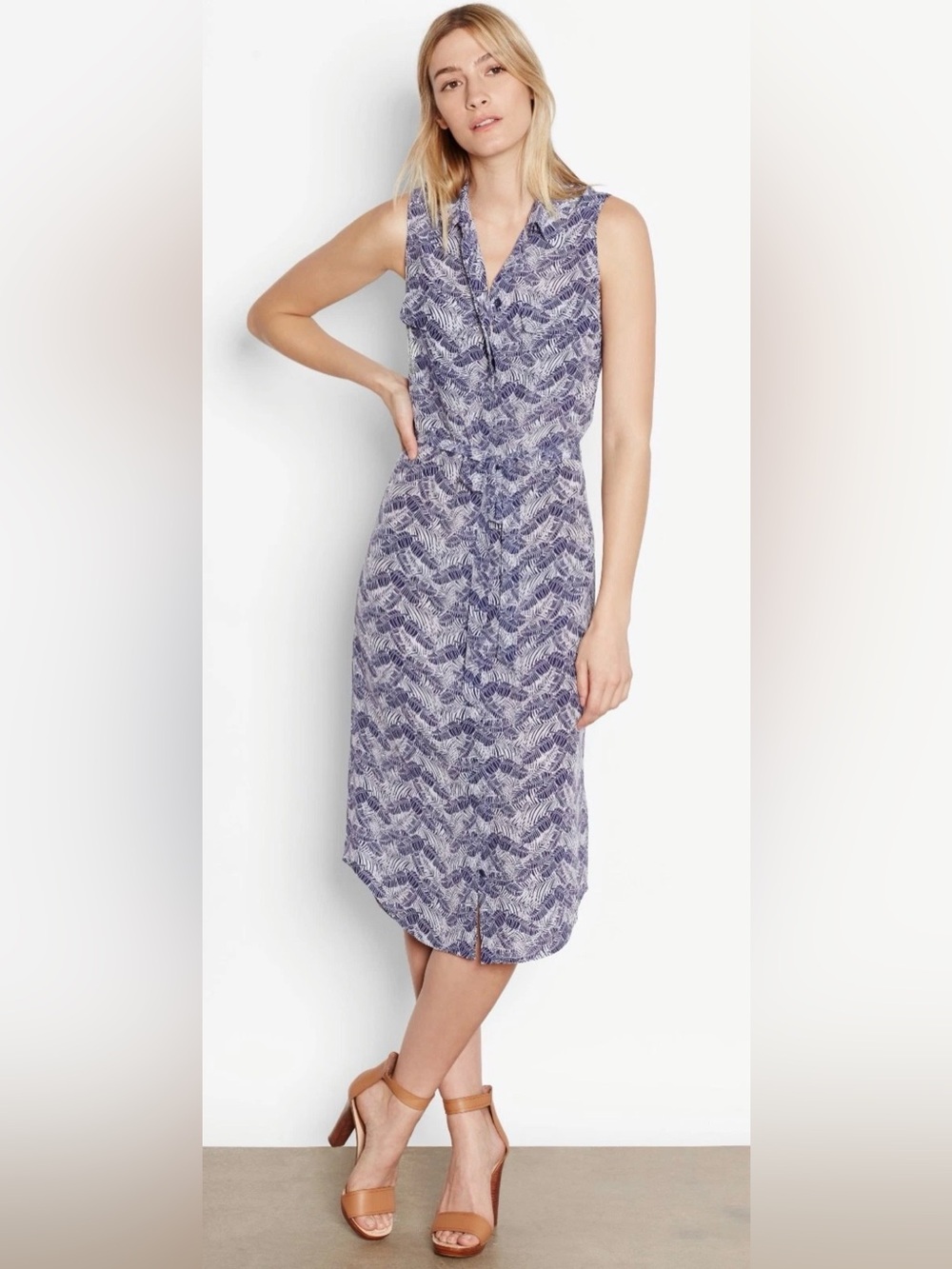 EQUIPMENT Tegan Sleeveless Silk Shirt Dress in Ultramarine Jungle (missing belt)